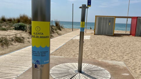 Les platges de Barcelona només tindran una dutxa activa