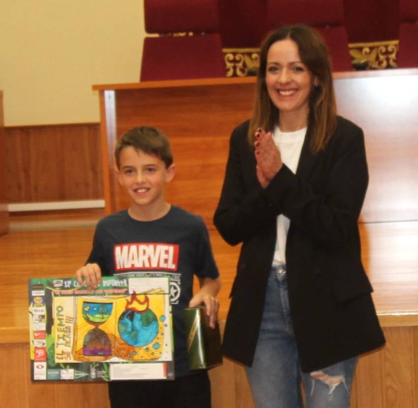 Daniel Puche Martínez, del colegio "La Inmaculada", ganador de 4º de Primaria Daniel Puche Martínez, del colegio "La Inmaculada", ganador de 4º de Primaria