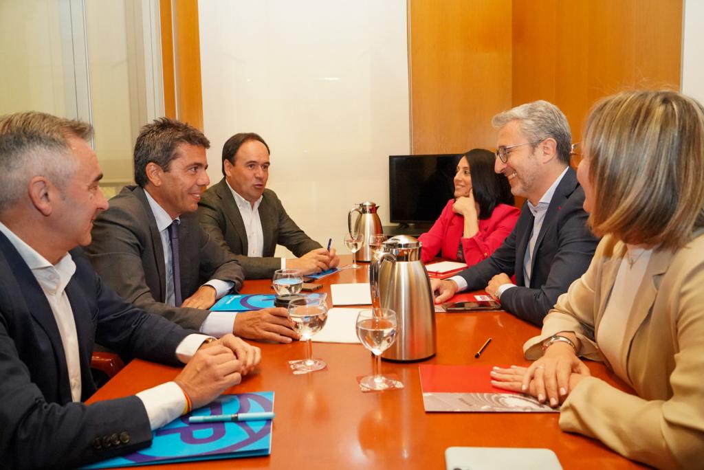 El PSPV no se abstendrá en la investidura de Mazón y el PPCV dice que seguirá negociando para lograr un "gobierno estable" El PSPV no se abstendrá en la investidura de Mazón y el PPCV dice que seguirá negociando para lograr un "gobierno estable"