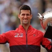 Djokovic gana Roland Garros y hace historia como el tenista con más títulos de Grand Slam