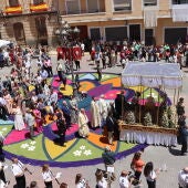 20.0000 personas visitan las alfombras de serrín de Elche de la Sierra en una edición de récord 