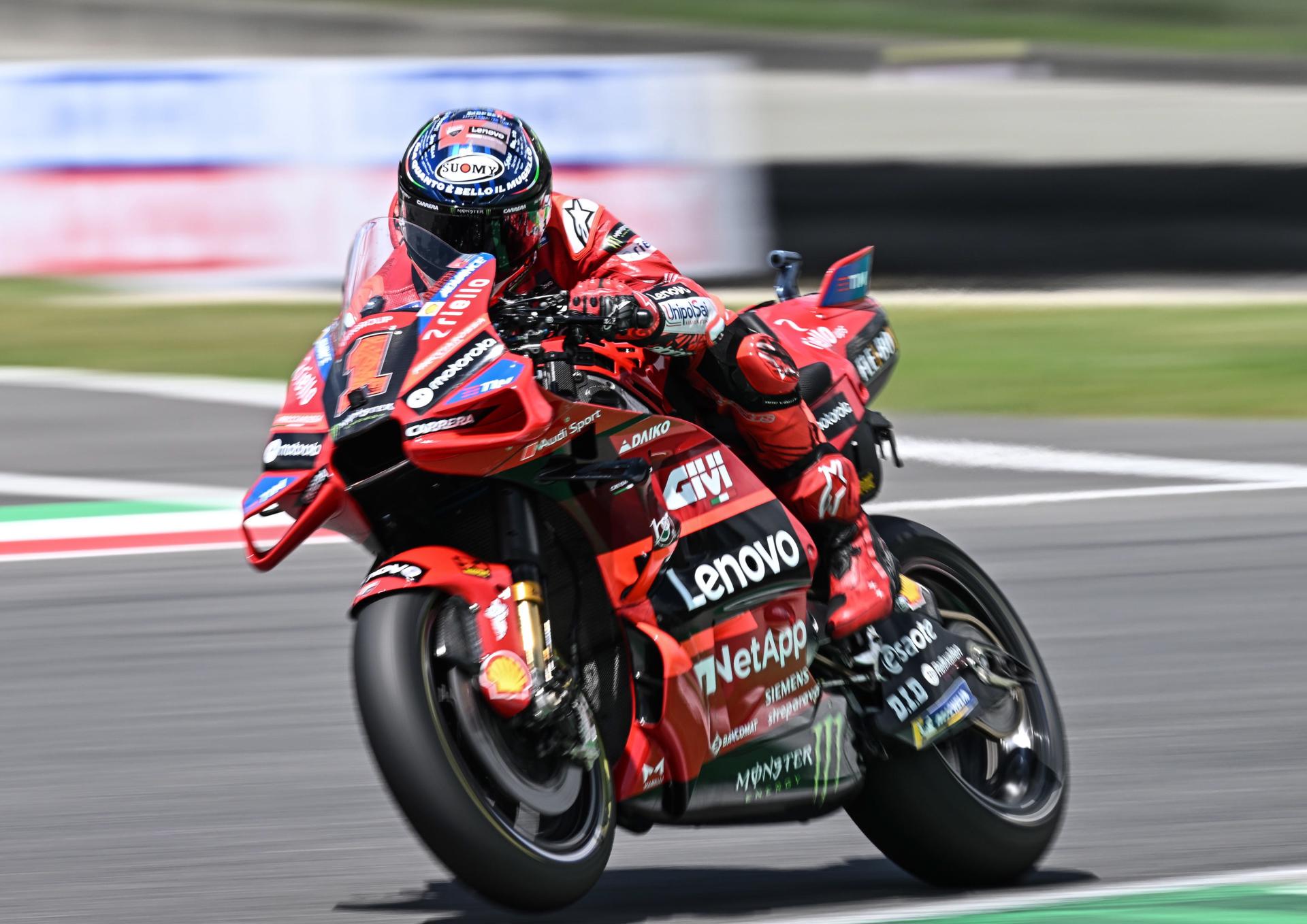 Bagnaia amplía su ventaja en un domingo negro para los Márquez Bagnaia amplía su ventaja en un domingo negro para los Márquez