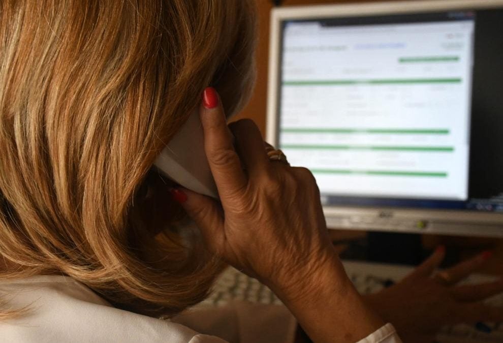 Aumentan las llamadas de atención suicida en Aragón Aumentan las llamadas de atención suicida en Aragón