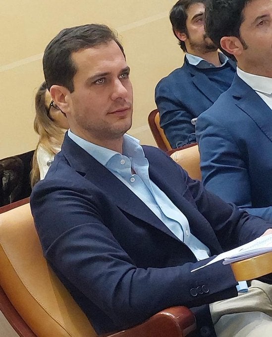 Pablo Pérez considera la decisión de Sánchez una estrategia para reforzar su liderazgo Pablo Pérez considera la decisión de Sánchez una estrategia para reforzar su liderazgo