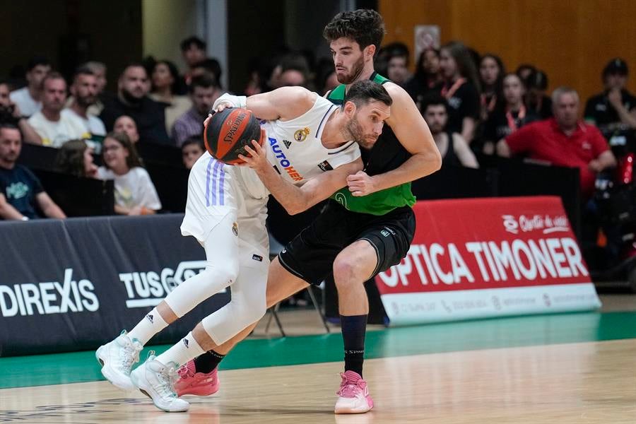 El Real Madrid, primer finalista tras imponerse al Joventut El Real Madrid, primer finalista tras imponerse al Joventut