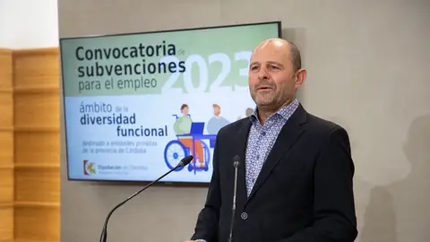 Hasta 8.000 euros de ayuda para la contratación de personas con diversidad funcional Hasta 8.000 euros de ayuda para la contratación de personas con diversidad funcional