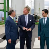 El presidente de Iberdrola y el Rey de Países Bajos en Puertollano El presidente de Iberdrola y el Rey de Países Bajos en Puertollano