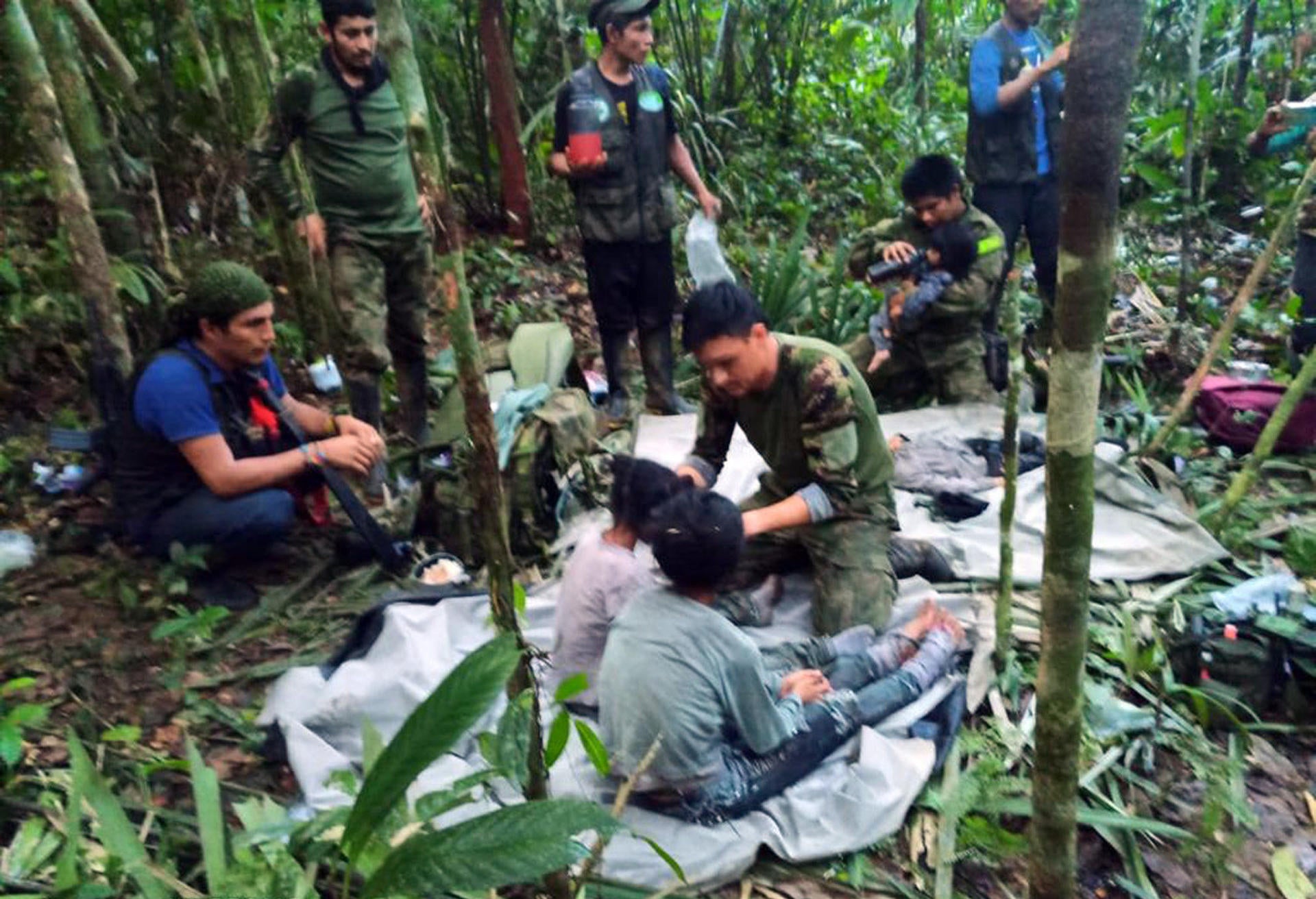 Los niños rescatados en la selva colombiana se escondían por miedo a ser castigados Los niños rescatados en la selva colombiana se escondían por miedo a ser castigados