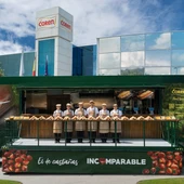 El Grupo Coren pone en marcha su nueva “food truck”, un escaparate de los productos Coren destinado a la participación en festivales y eventos El Grupo Coren pone en marcha su nueva “food truck”, un escaparate de los productos Coren destinado a la participación en festivales y eventos