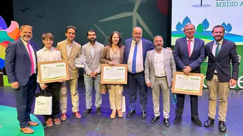 Furious Koalas Furious Koalas galardonada en la gala del día mundial del medio ambiente