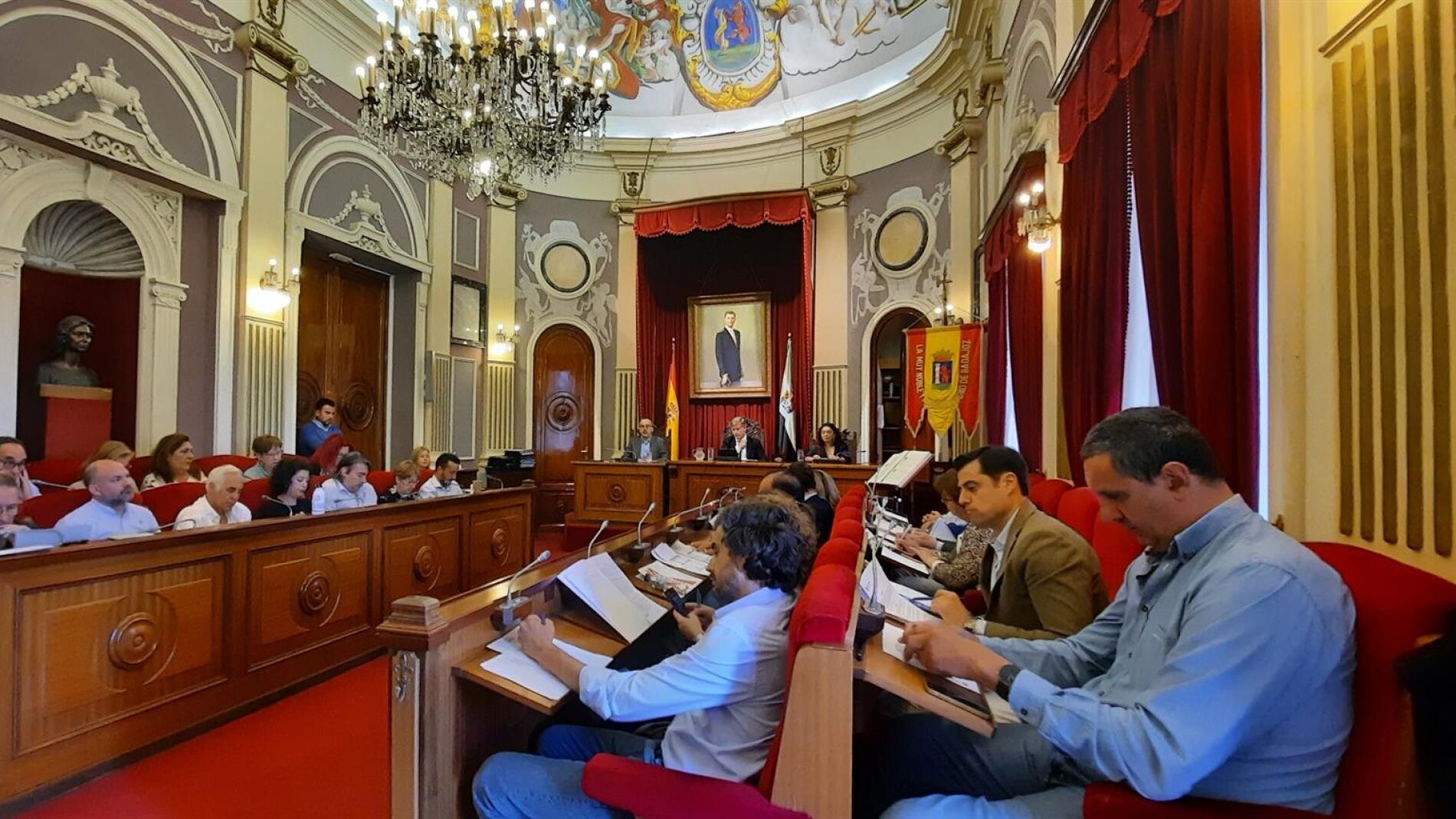 Gragera destaca los acuerdos logrados en el Ayuntamiento de Badajoz en
