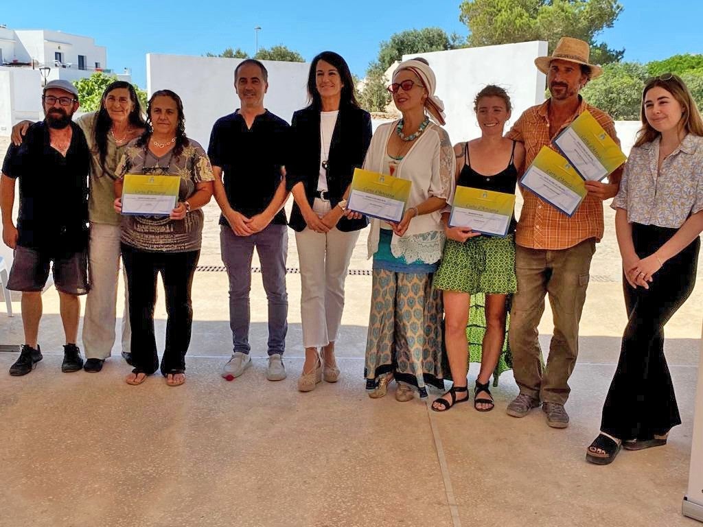 El Consell de Formentera entrega siete nuevas cartas de artesanía El Consell de Formentera entrega siete nuevas cartas de artesanía