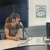 Júlia Blum a l'estudi d'Onda Cero Júlia Blum a l'estudi d'Onda Cero