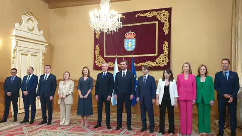 Imagen de Alfonso Rueda y su nuevo equipo de Gobierno. Foto: Ángeles San Luis Gobierno de la Xunta