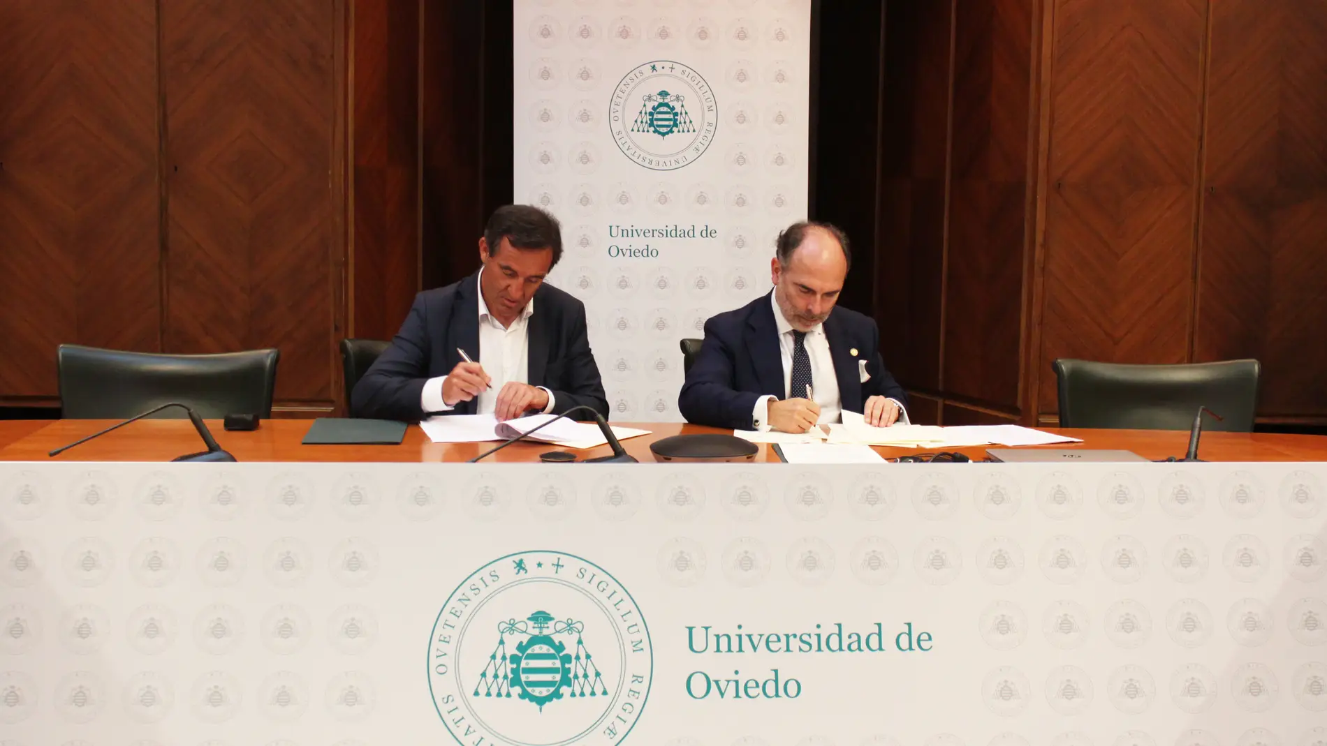 La Universidad de Oviedo y el Ayuntamiento de Oviedo renuevan su compromiso para detectar el talento universitario