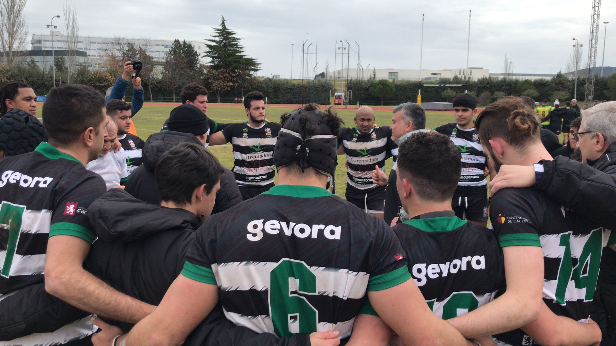 El CAR Cáceres se juega la permanencia en División de Honor B del rugby español en su doble choque ante el Alcalá El CAR Cáceres se juega la permanencia en División de Honor B del rugby español en su doble choque ante el Alcalá