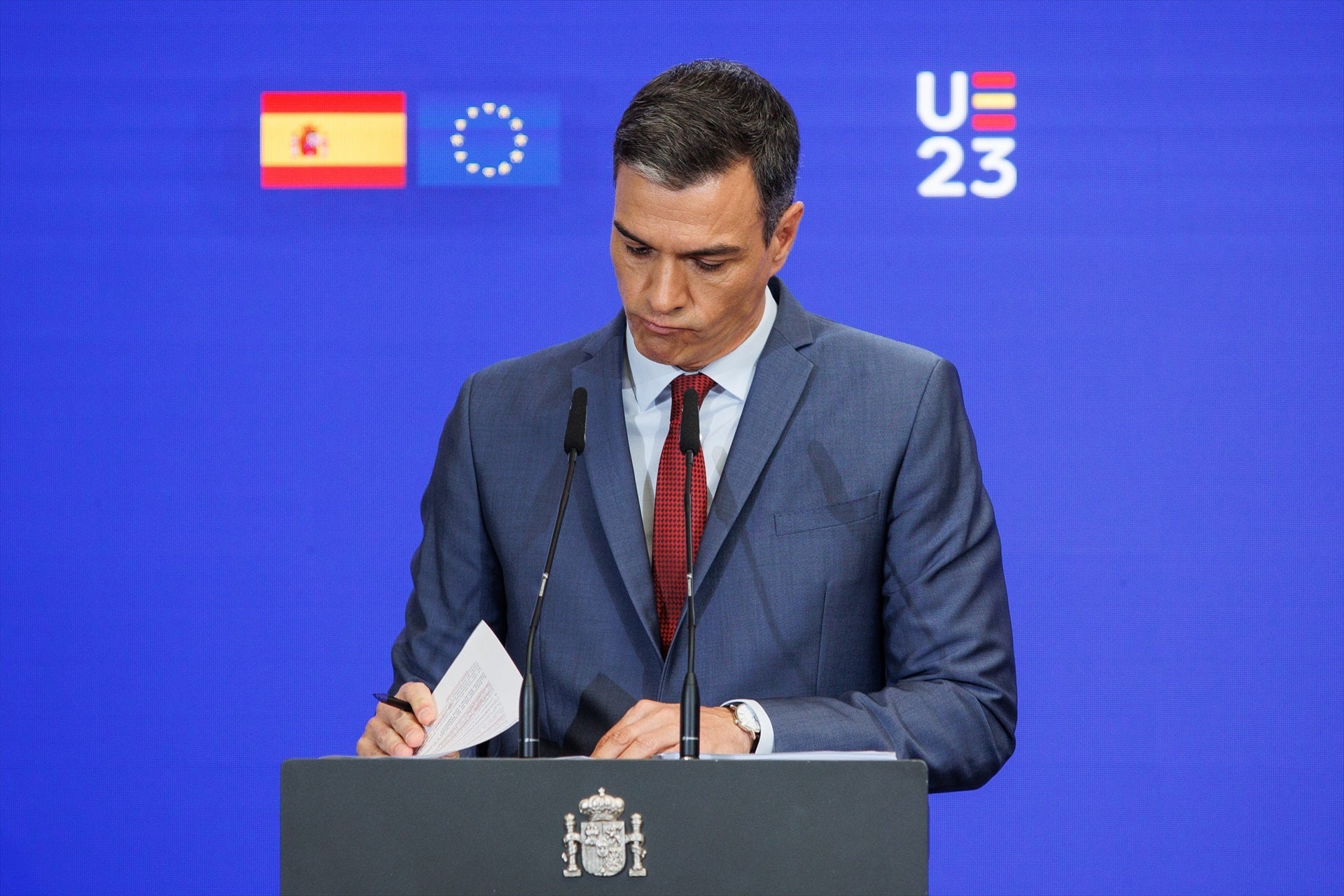 La Junta Electoral archiva la denuncia del PSOE contra varios medios por las encuestas electorales La Junta Electoral archiva la denuncia del PSOE contra varios medios por las encuestas electorales