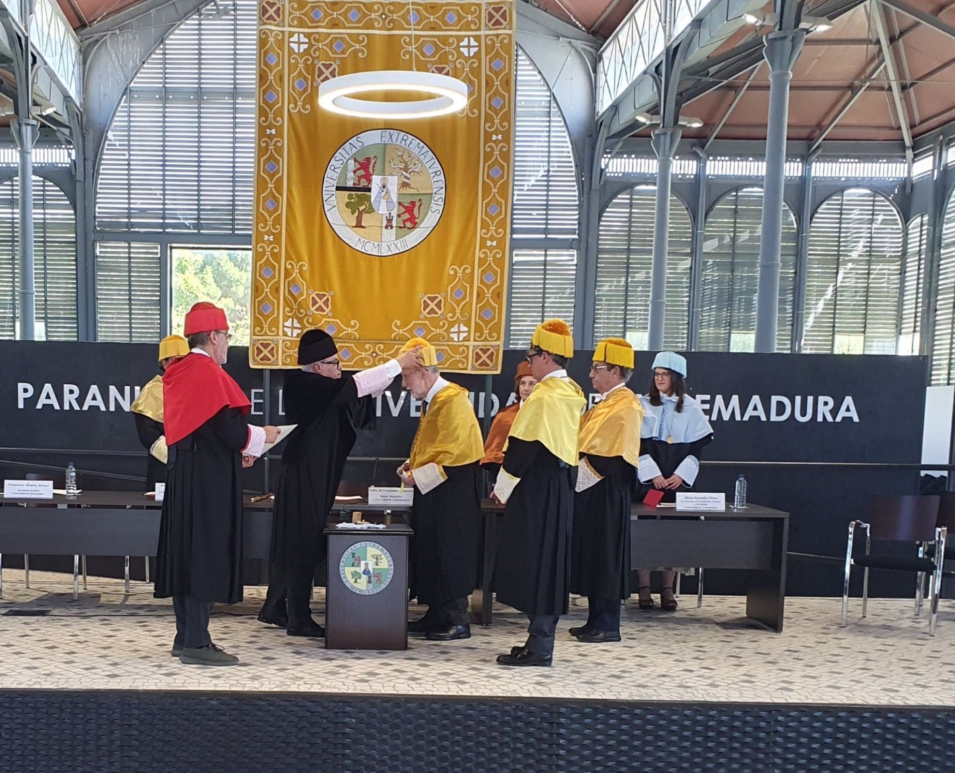 La Universidad de Extremadura inviste a Doctor Honoris Causa a Diego Gracia Guillén, impulsor de la Bioética en España La Universidad de Extremadura inviste a Doctor Honoris Causa a Diego Gracia Guillén, impulsor de la Bioética en España