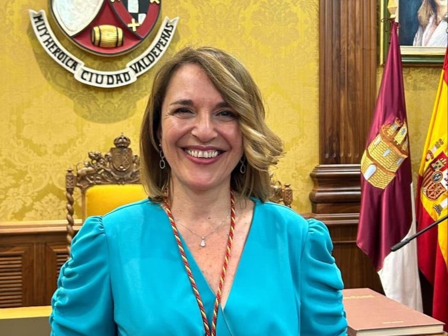 Cándida Tercero ha ofrecido algunos de los puntos que contemplan como fundamentales para Valdepeñas Cándida Tercero ha ofrecido algunos de los puntos que contemplan como fundamentales para Valdepeñas