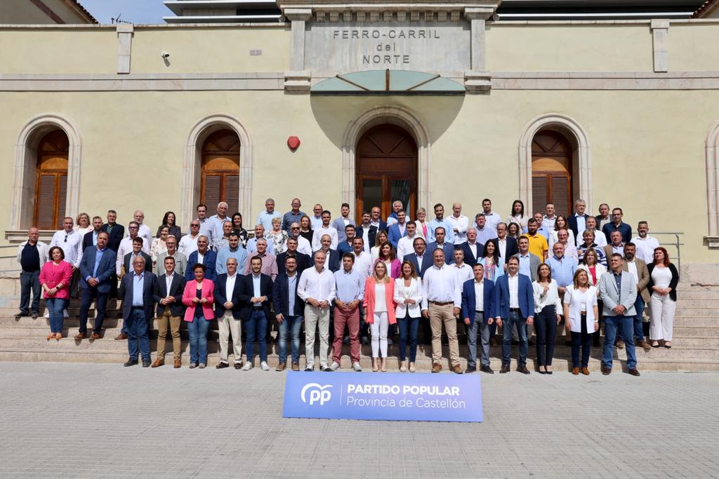 El Partido Popular estará al frente de 68 alcaldías y forma equipo de gobierno en 70 municipios. El Partido Popular estará al frente de 68 alcaldías y forma equipo de gobierno en 70 municipios.