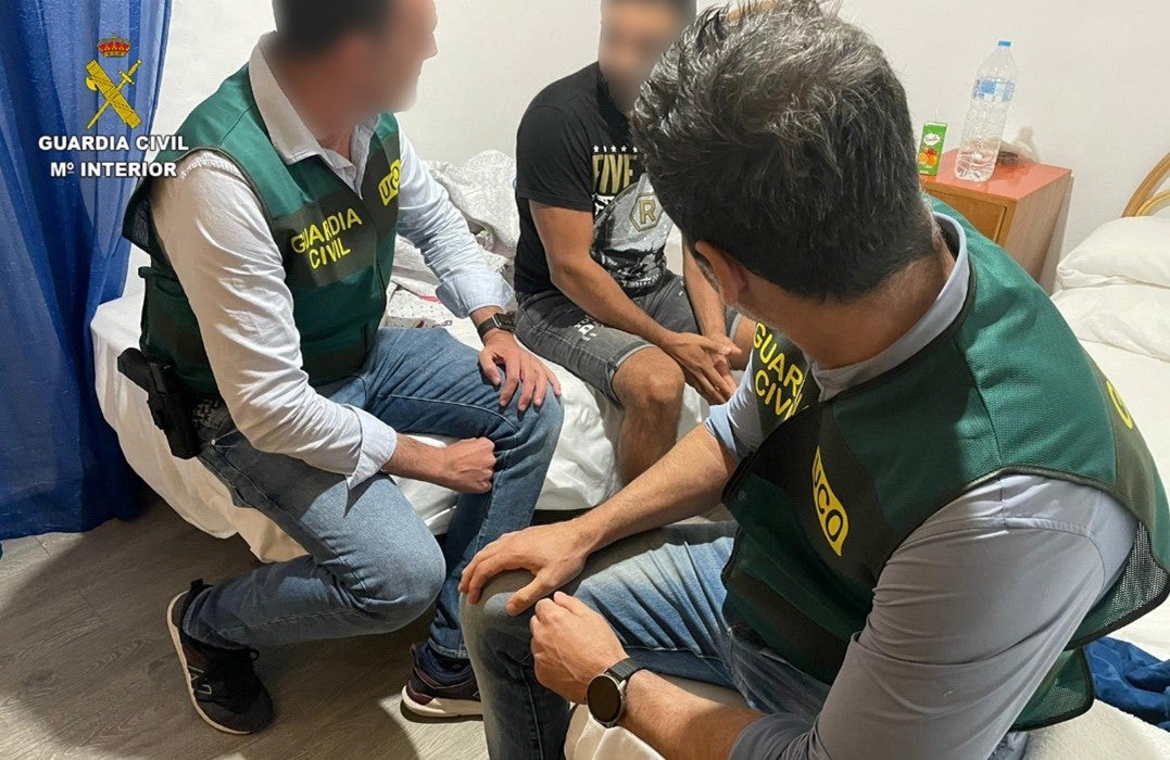 La Guardia Civil rescata a un hombre en La Vila Joiosa tras 11 días de secuestro La Guardia Civil rescata a un hombre en La Vila Joiosa tras 11 días de secuestro