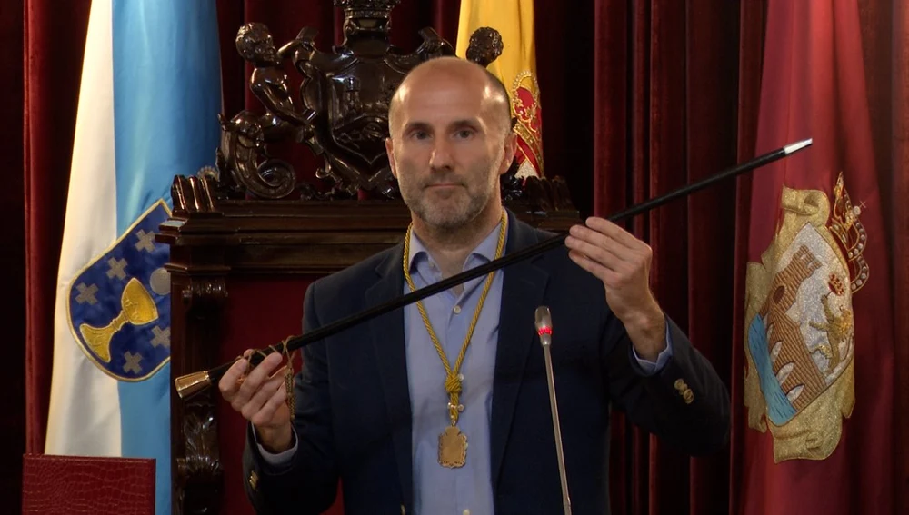 Imagen de Gonzalo Pérez Jácome tras su investidura. Europa Press Imagen de Gonzalo Pérez Jácome tras su investidura. Europa Press