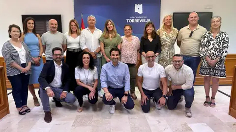 Eduardo Dolón anuncia el reparto de concejalías en el Ayuntamiento de Torrevieja Eduardo Dolón anuncia el reparto de concejalías en el Ayuntamiento de Torrevieja