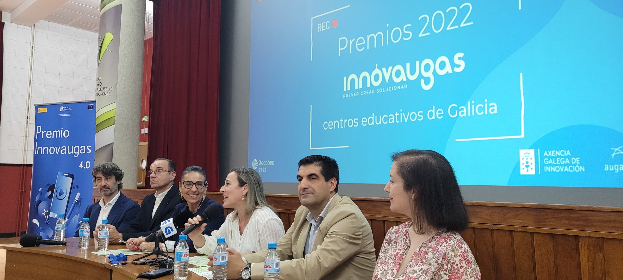 Ethel Vázquez entrega o premio provincial Innovaugas 4.0 ao colexio Carmelitas Ethel Vázquez entrega o premio provincial Innovaugas 4.0 ao colexio Carmelitas