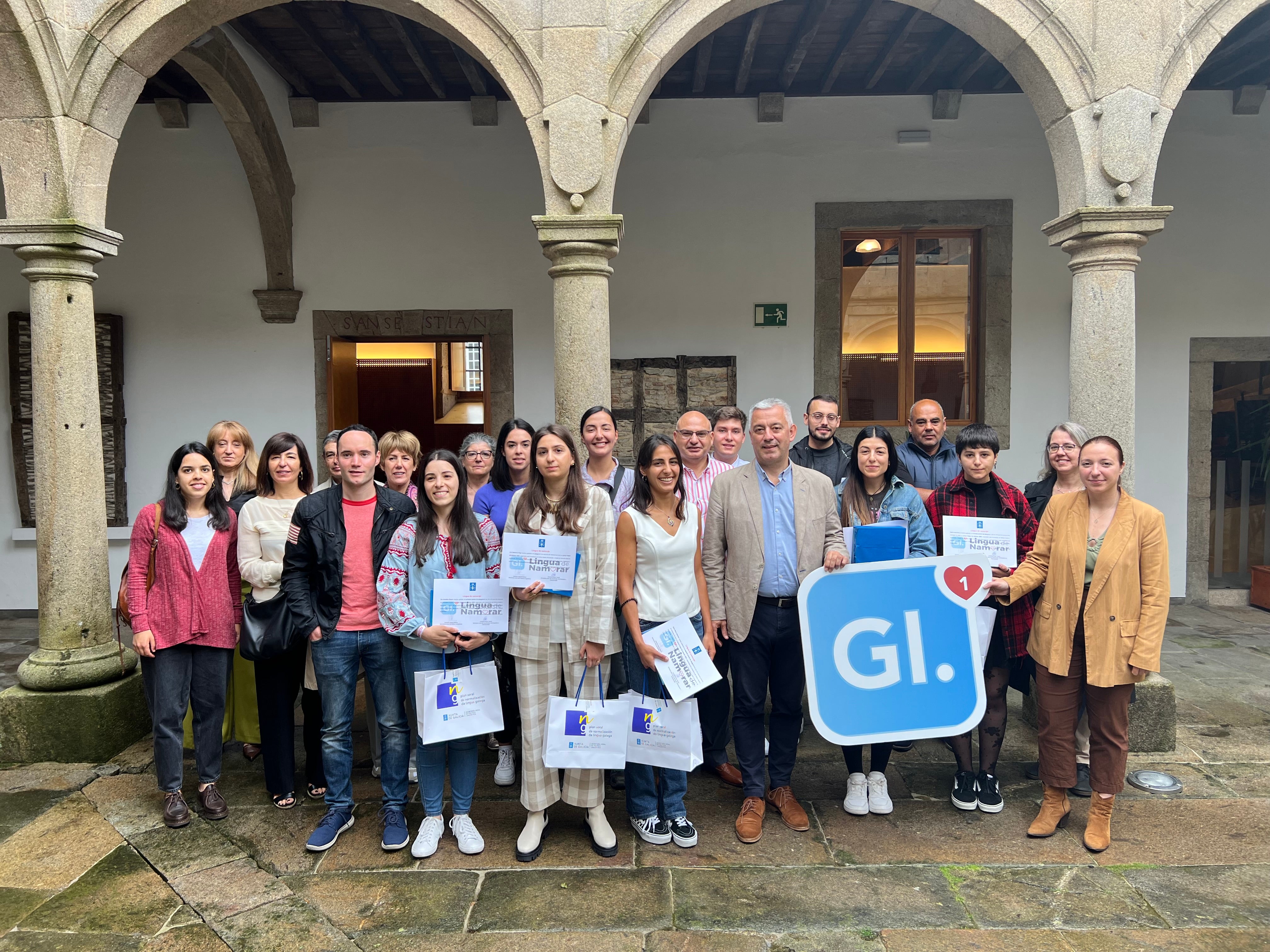 Premios "Lingua de Namorar" certame que promove as mensaxes de amor entre a mocidade Premios "Lingua de Namorar" certame que promove as mensaxes de amor entre a mocidade