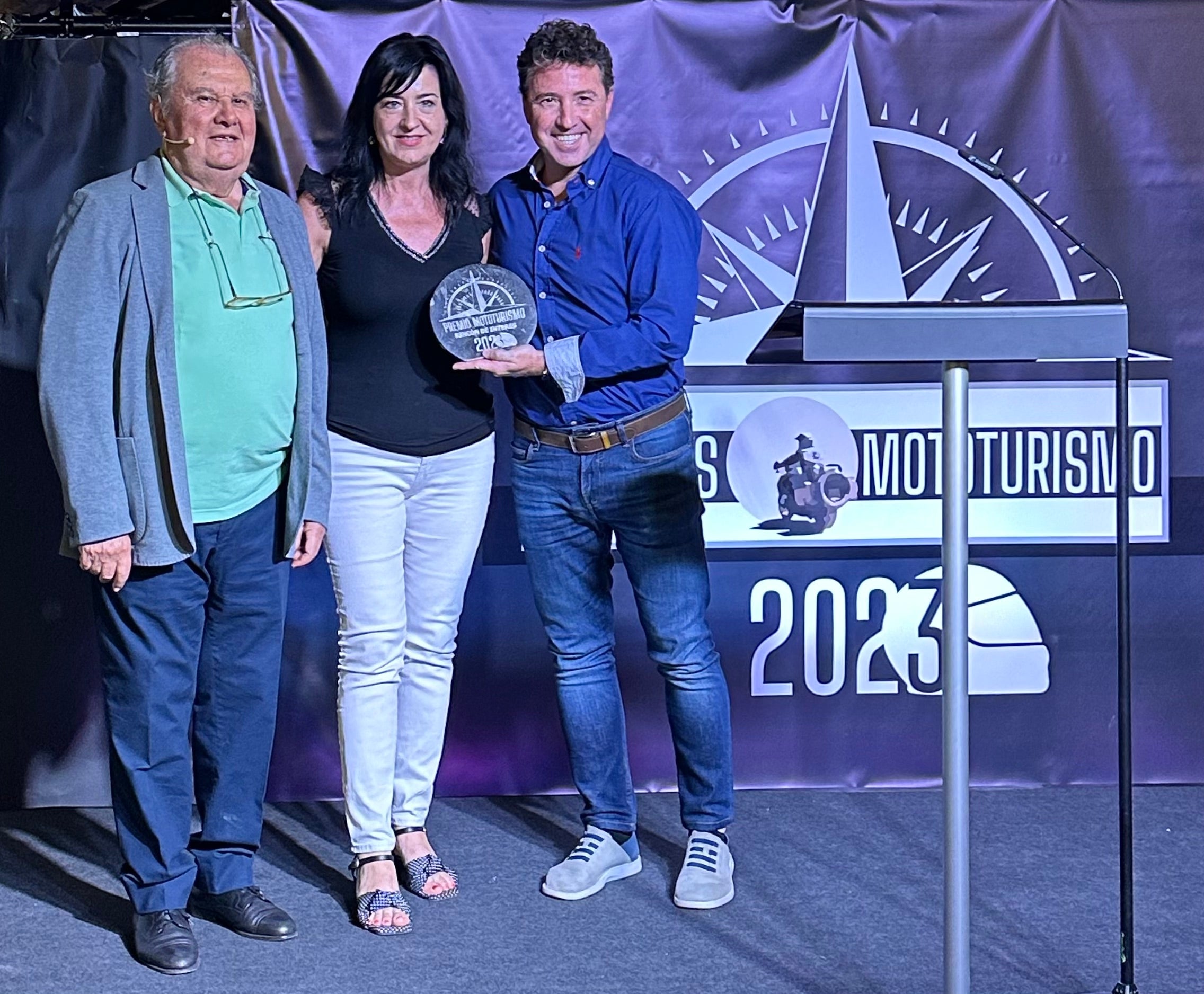 Dos premios para TuHuesca en la Gala de Mototurismo de España Dos premios para TuHuesca en la Gala de Mototurismo de España