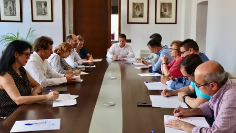 Nuevo Gobierno en Toledo: así queda el reparto entre PP y VOX Nuevo Gobierno en Toledo: así queda el reparto entre PP y VOX