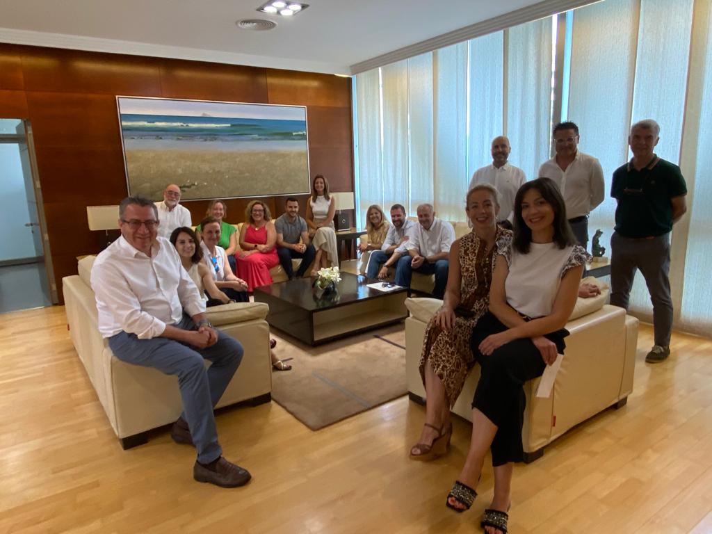 El alcalde de Benidorm, Toni Pérez, da a conocer las competencias de sus concejales El alcalde de Benidorm, Toni Pérez, da a conocer las competencias de sus concejales