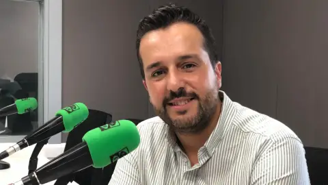 Héctor Castiñeira és ‘Enfermera saturada’ Héctor Castiñeira és ‘Enfermera saturada’