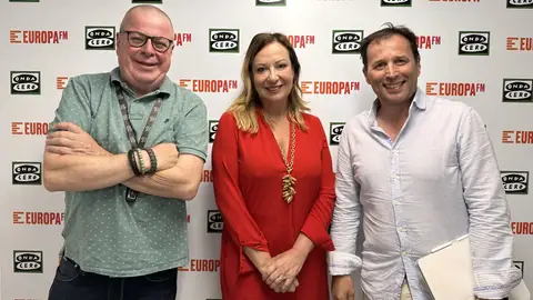 Pepe Arranz, Pilar Rosas y José María Moreno han participado en 'La Tertulia de los Viernes' Pepe Arranz, Pilar Rosas y José María Moreno han participado en 'La Tertulia de los Viernes'