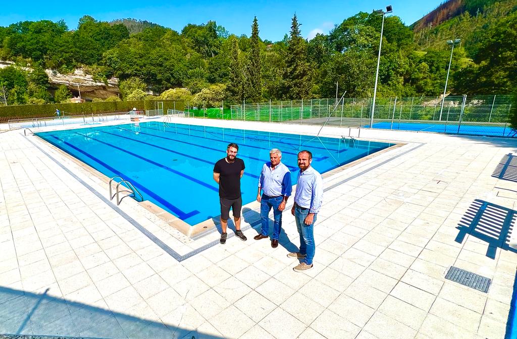 Piloña presenta la nueva temporada de piscinas en el área recreativa de La Cueva Piloña presenta la nueva temporada de piscinas en el área recreativa de La Cueva