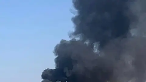 Incendio en una fábrica en Pozuelo de Calatrava Incendio en una fábrica en Pozuelo de Calatrava