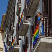 VOX Cantabria exige la retirada de la bandera LGTBI de la Delegación del Gobierno