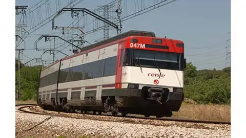 Los Trenes Playeros de Renfe saldrán este sábado de Castilla y León hacia las playas del Cantábrico .