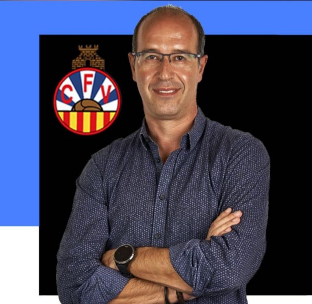 Xavier Laffitte detalla els projectes esportius, econòmics i socials per als propers sis anys del CF Vilanova Xavier Laffitte detalla els projectes esportius, econòmics i socials per als propers sis anys del CF Vilanova