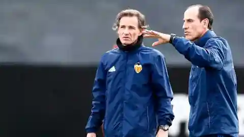 El Valencia se refuerza pero no en el campo El Valencia se refuerza pero no en el campo
