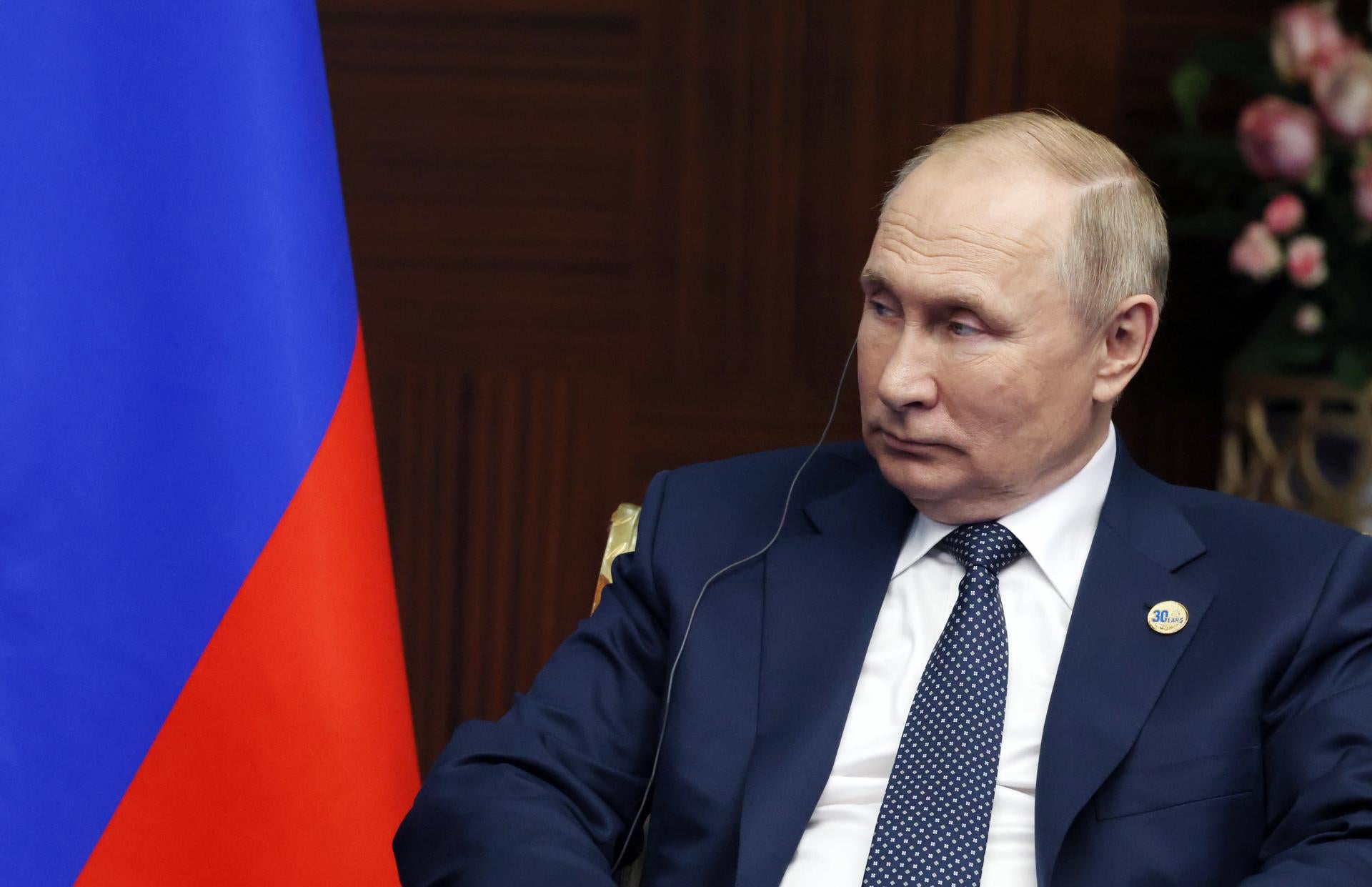Putin amenaza con una respuesta "recíproca" en caso del uso de bombas de racimo Putin amenaza con una respuesta "recíproca" en caso del uso de bombas de racimo