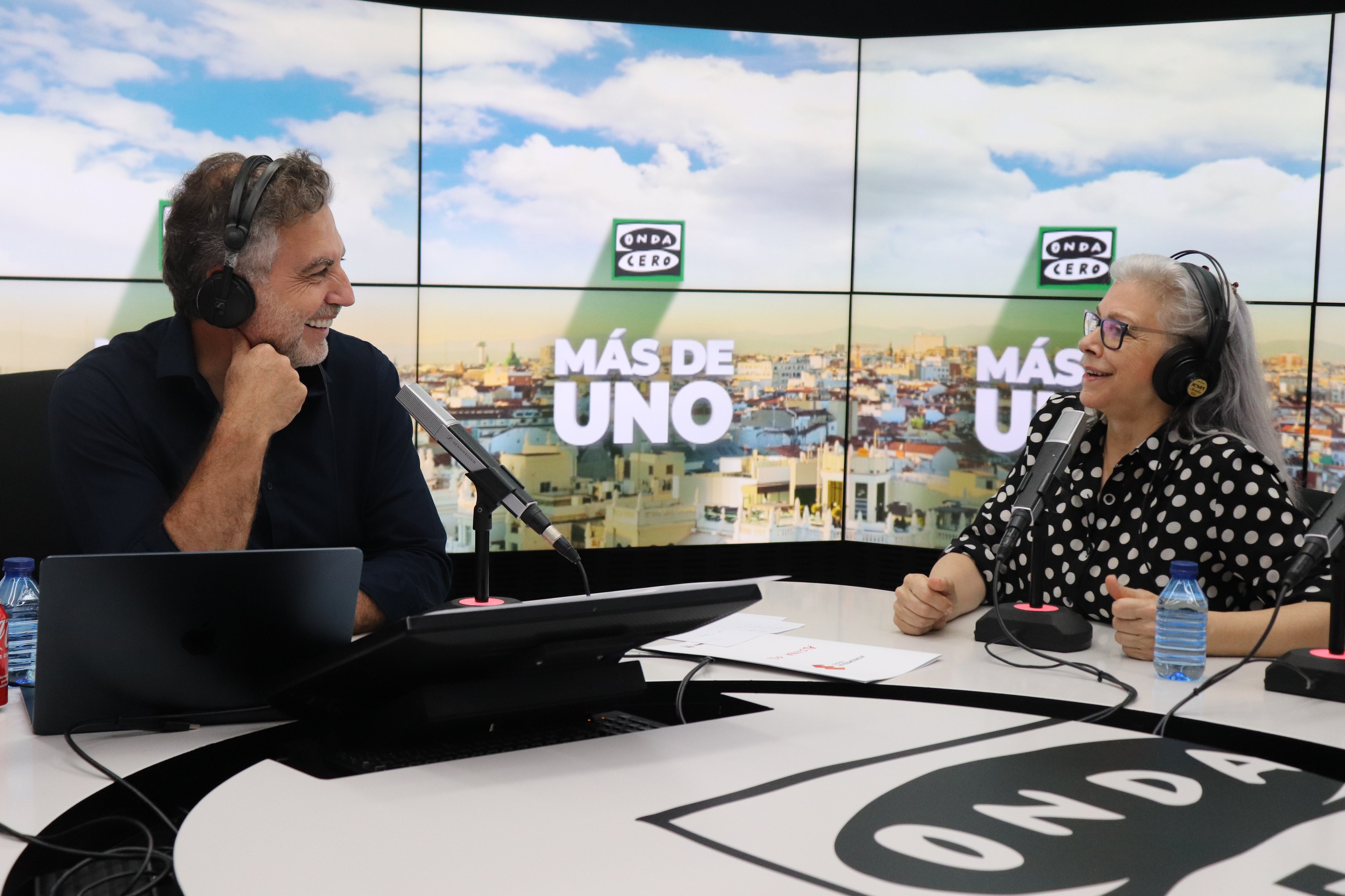 Vídeo de la entrevista de Carlos Alsina a Kiti Mánver Vídeo de la entrevista de Carlos Alsina a Kiti Mánver