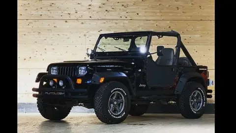 Localizan abandonado en un camino el vehículo que mató a Bernat Ribas Localizan abandonado en un camino el vehículo que mató a Bernat Ribas