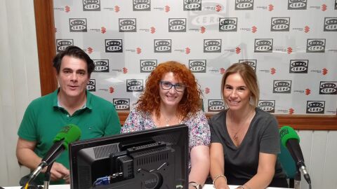 Desde la izquierda David Casado (IU-PODEMOS), Pilar Barba (VOX) y Mar&iacute;a Jos&eacute; Jim&eacute;nez (PP)