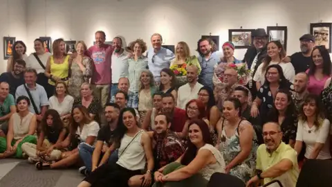 Participantes de la película 'Death Café' el día de la premiére en El Corte Inglés de Badajoz Participantes de la película 'Death Café' el día de la premiére en El Corte Inglés de Badajoz
