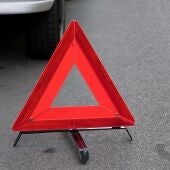 Triángulos de señalización de peligro.