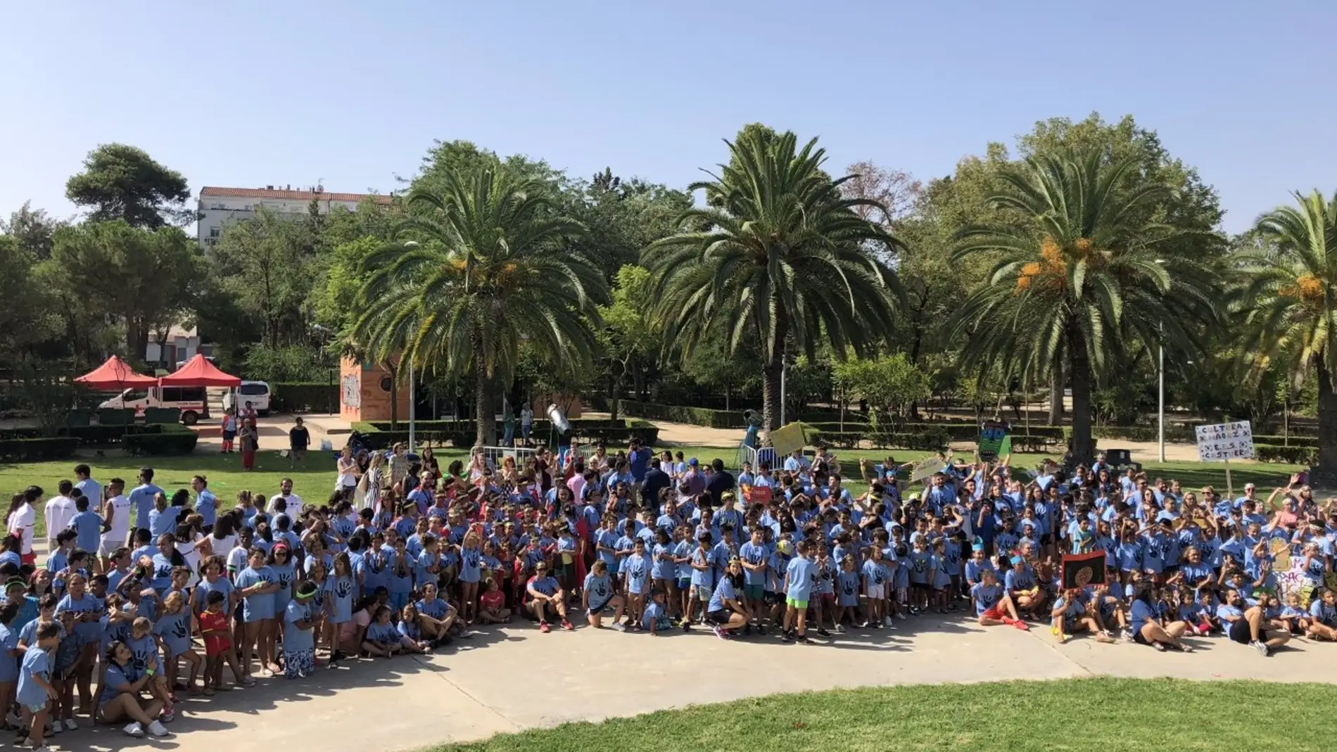 Unos mil menores participarán este verano en el programa Espacios Educativos Saludables de Cruz Roja en Extremadura