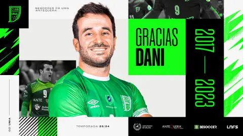 Dani Ramos se despide del UMA Antequera Dani Ramos se despide del UMA Antequera