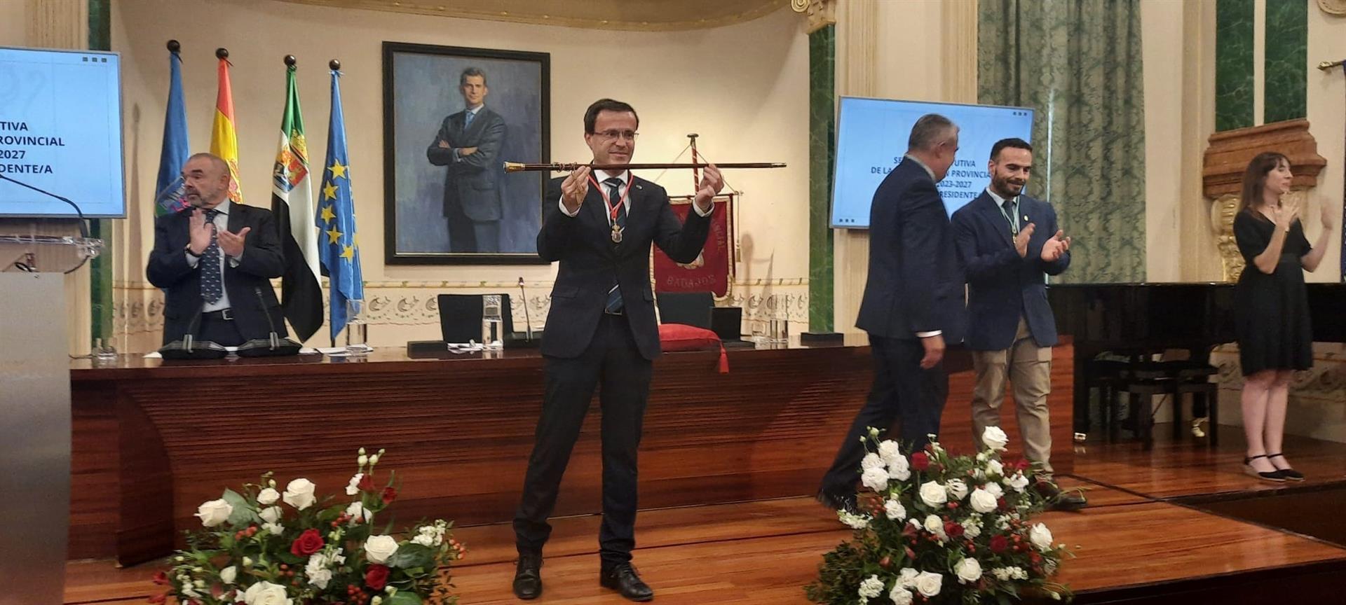 Miguel Ángel Gallardo asume su tercer mandato al frente de la Diputación de Badajoz Miguel Ángel Gallardo asume su tercer mandato al frente de la Diputación de Badajoz