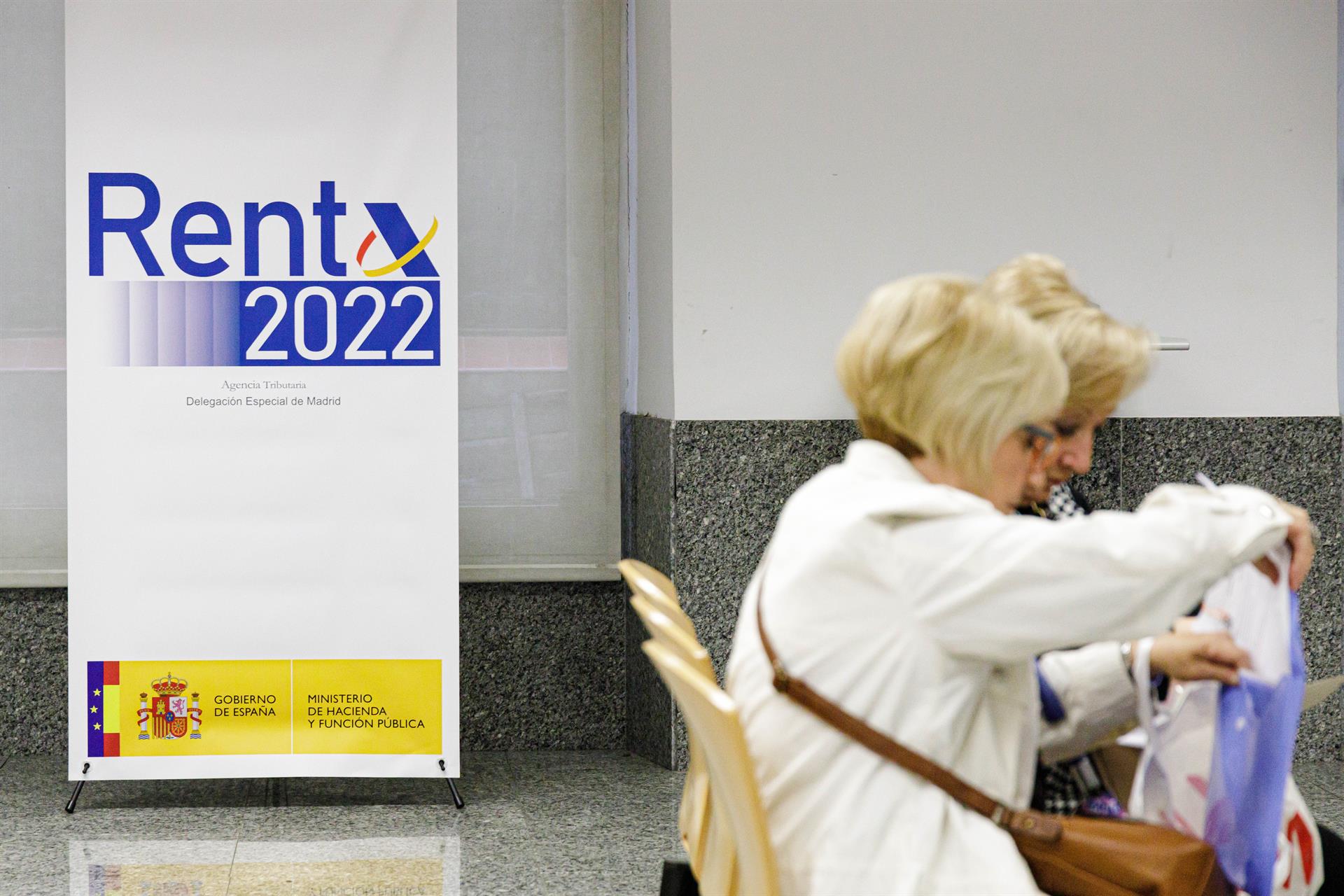 Hacienda ha devuelto 140,8 millones a más de 264.700 contribuyentes extremeños tras cerrar la Campaña de la Renta Hacienda ha devuelto 140,8 millones a más de 264.700 contribuyentes extremeños tras cerrar la Campaña de la Renta
